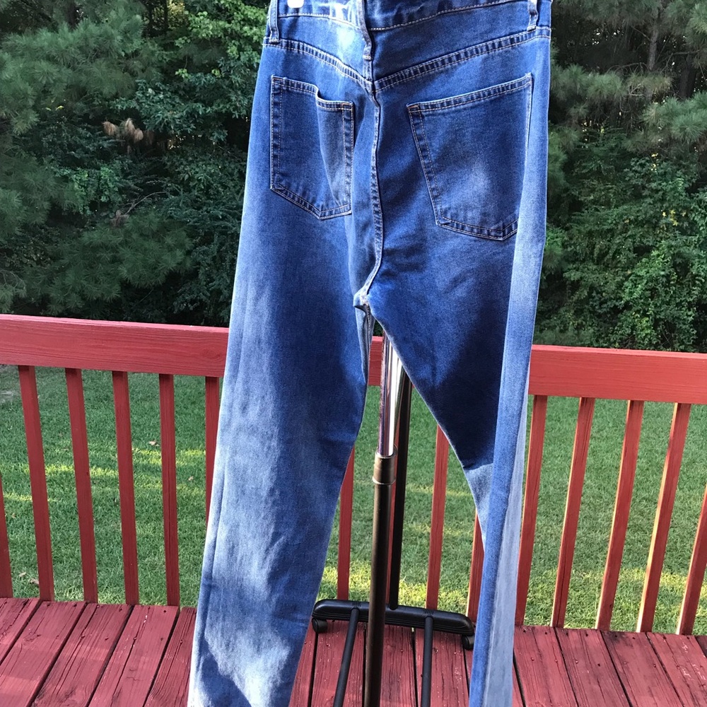 FOREVER 21 MEN BLUE JEANS - Picture 2 of 4